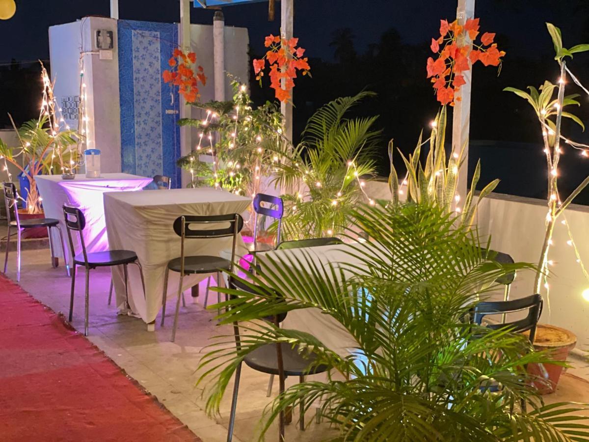 La Paradise Residency Пондичери Екстериор снимка