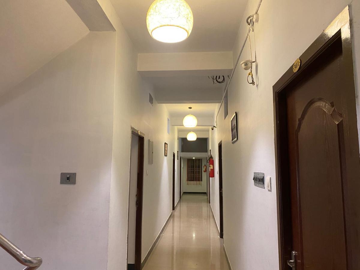 La Paradise Residency Пондичери Екстериор снимка