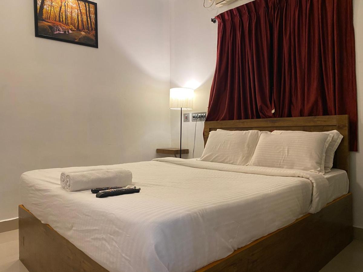 La Paradise Residency Пондичери Екстериор снимка